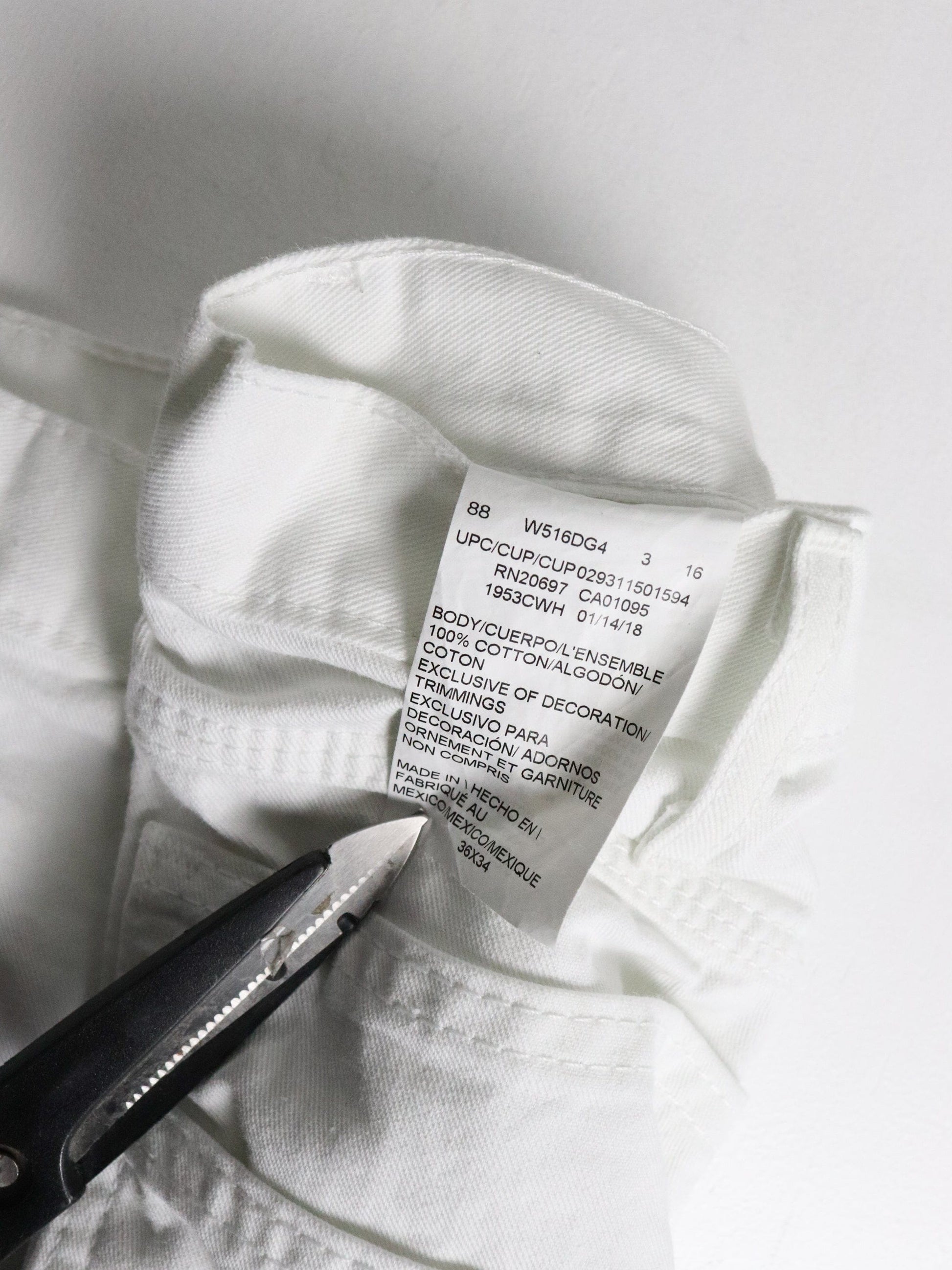 Dickies Pants Mens 36 x 34 White Painter from propervintagecanada