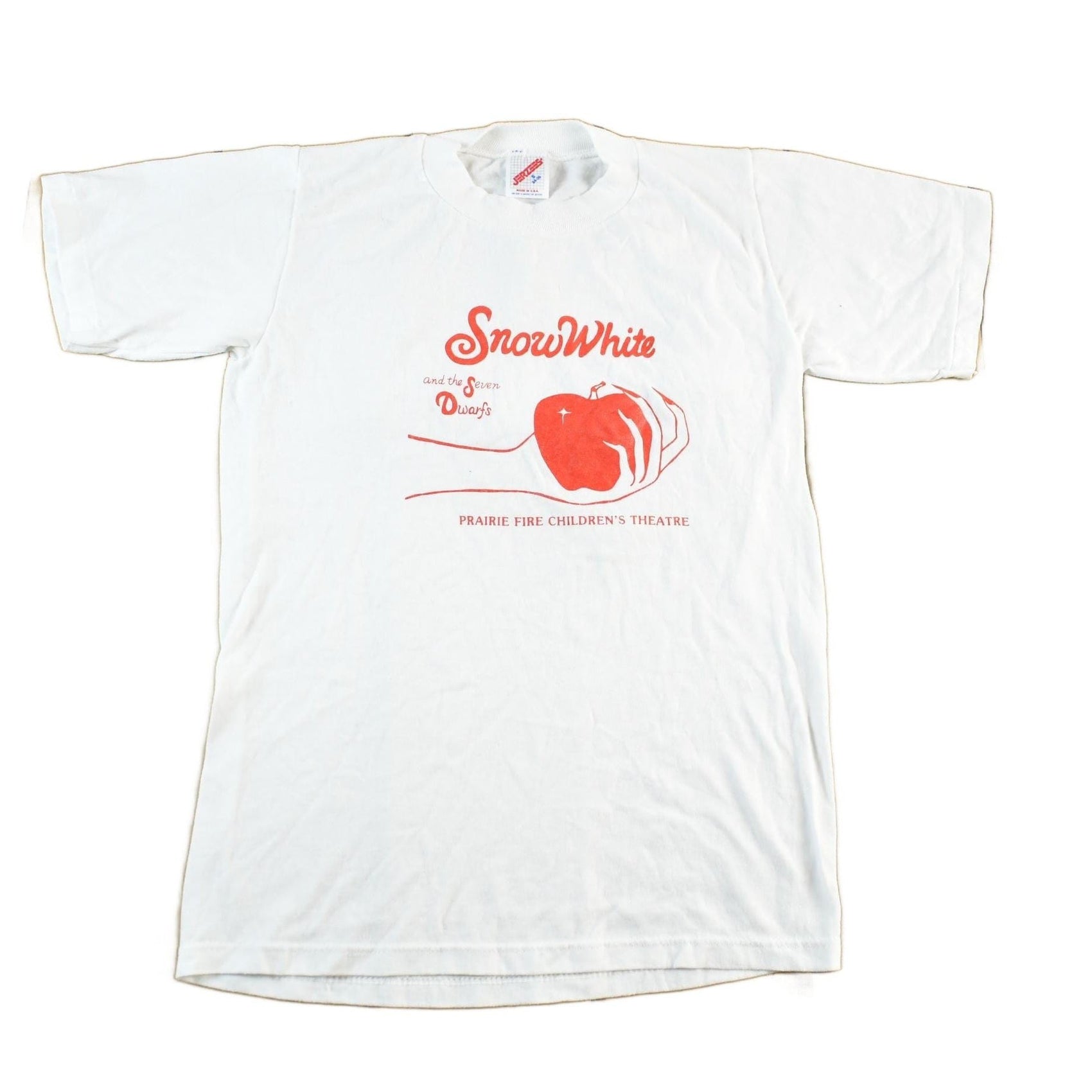 Disney Clothing > Gender Neutral Adult Clothing > Tops & Tees > T Shirts Vintage 1990s Snow White & Seven Dwarfs Graphic T-Shirt Men's XS