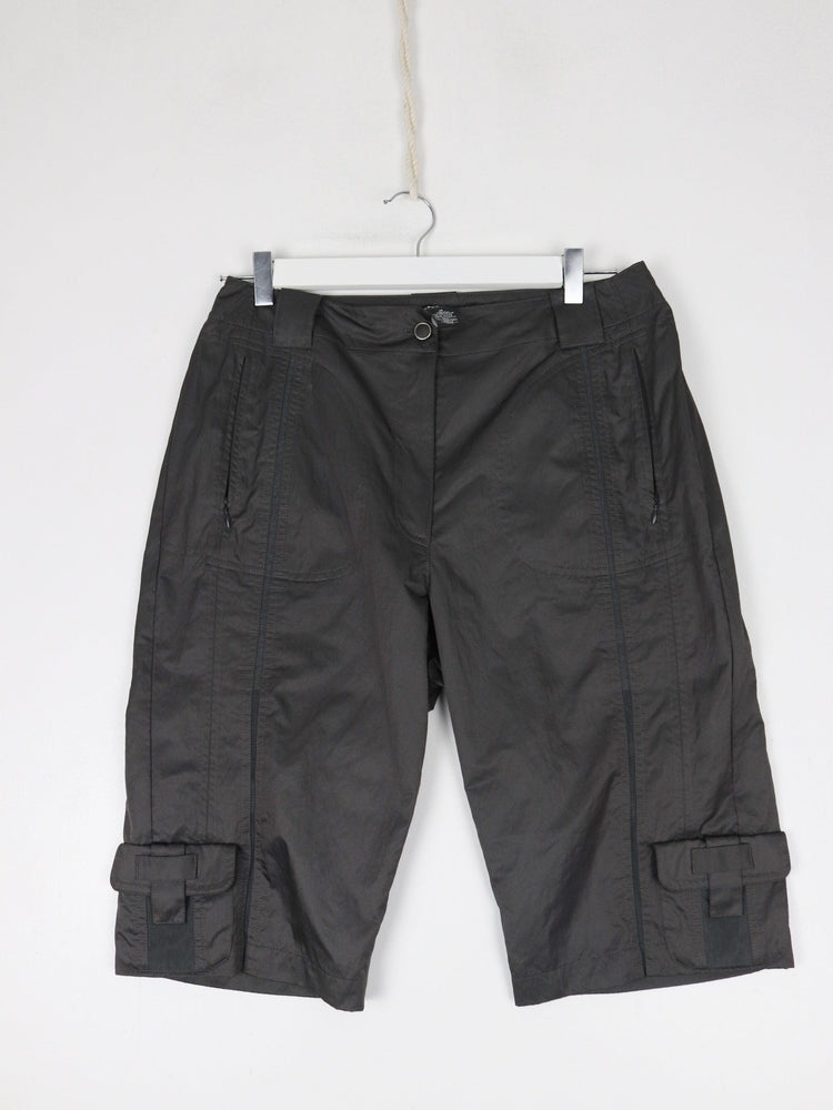 DKNY Golf Shorts Womens 10 Grey 3/4 Length from propervintagecanada