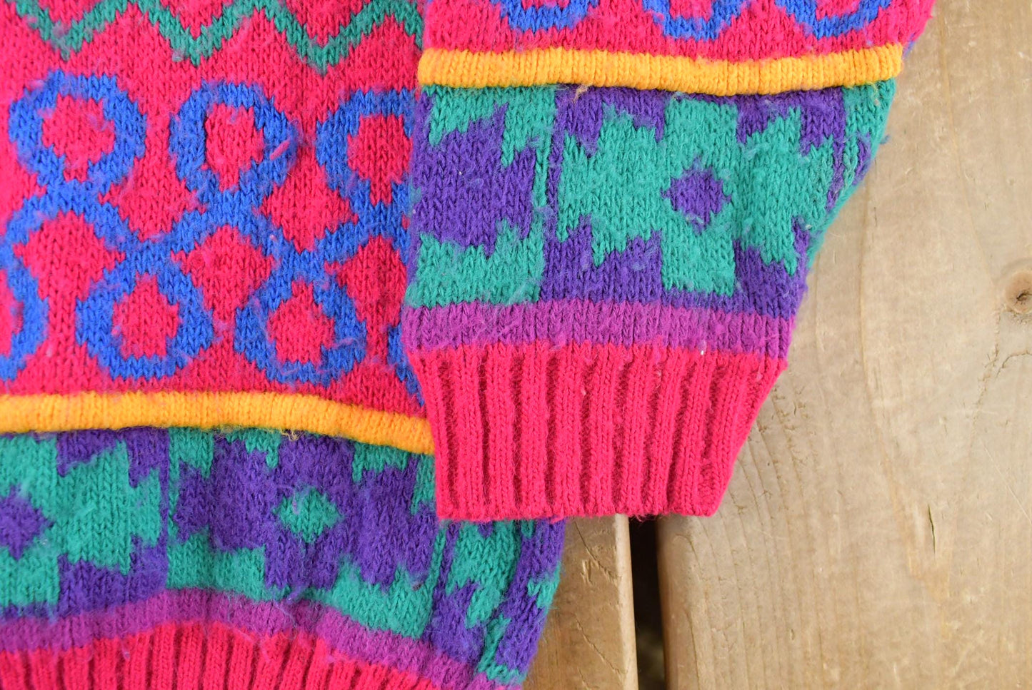 Vintage 1990s Mount Snow Abstract Knit Crewneck Sweater Youth L