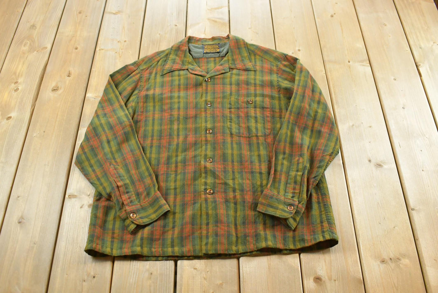 Vintage 1970s Sir Pendleton Wool Flannel Board Shirt Men's M / Loop Collar True Vintage / 70s Plaid Tartan / Made in USA