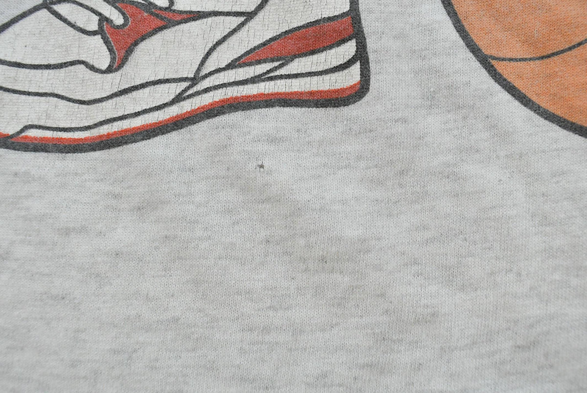 Vintage 1993 Bugs Bunny Taz Wile E Coyote Hip Hop Looney Tunes Cartoon T-Shirt Men's XL