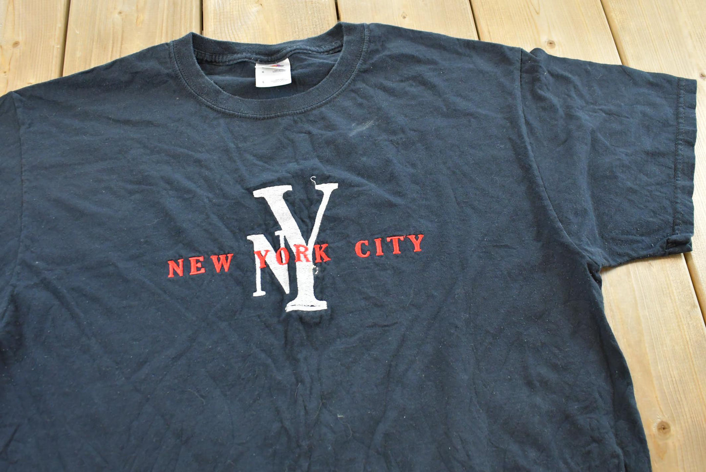 Vintage 2000s New York City Embroidered Graphic Souvenir Travel T-Shirt Mens L