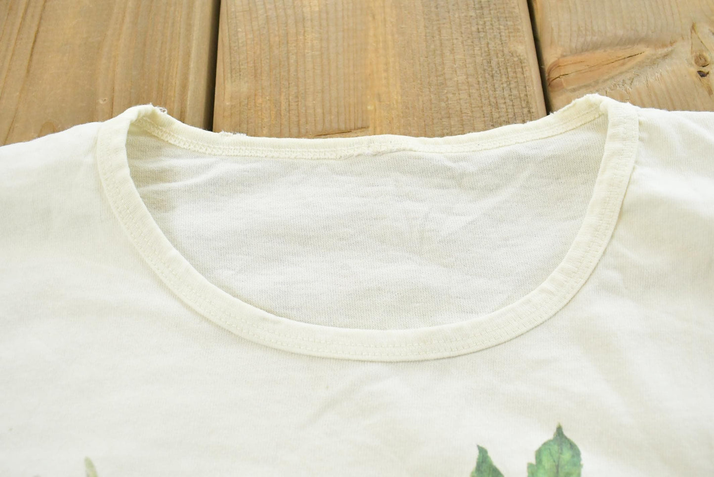 Vintage 1990s Flowers Floral Hummingbird T-Shirt Mens S