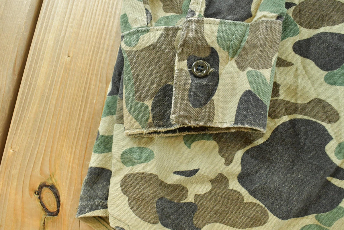 Vintage 1980s Frostproof Duck Camo Chamois Flannel Button Up Shirt Men's L