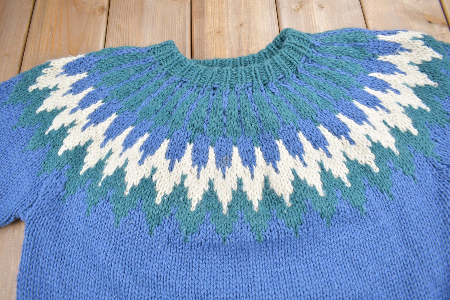 Vintage 1990s The Lodge Pure Wool Knitted Sweater Men's Large