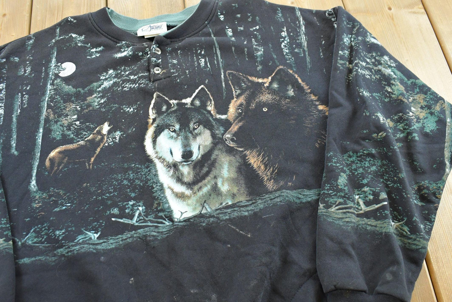 Vintage 1990s Wolf Theme All Over Print Henley Sweatshirt Men's XL