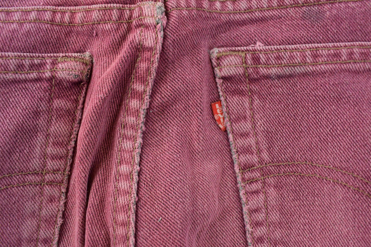 Vintage 1990s Distressed Levi's 550 Relaxed Tapered Fit Denim Jeans Men's 33 x 31