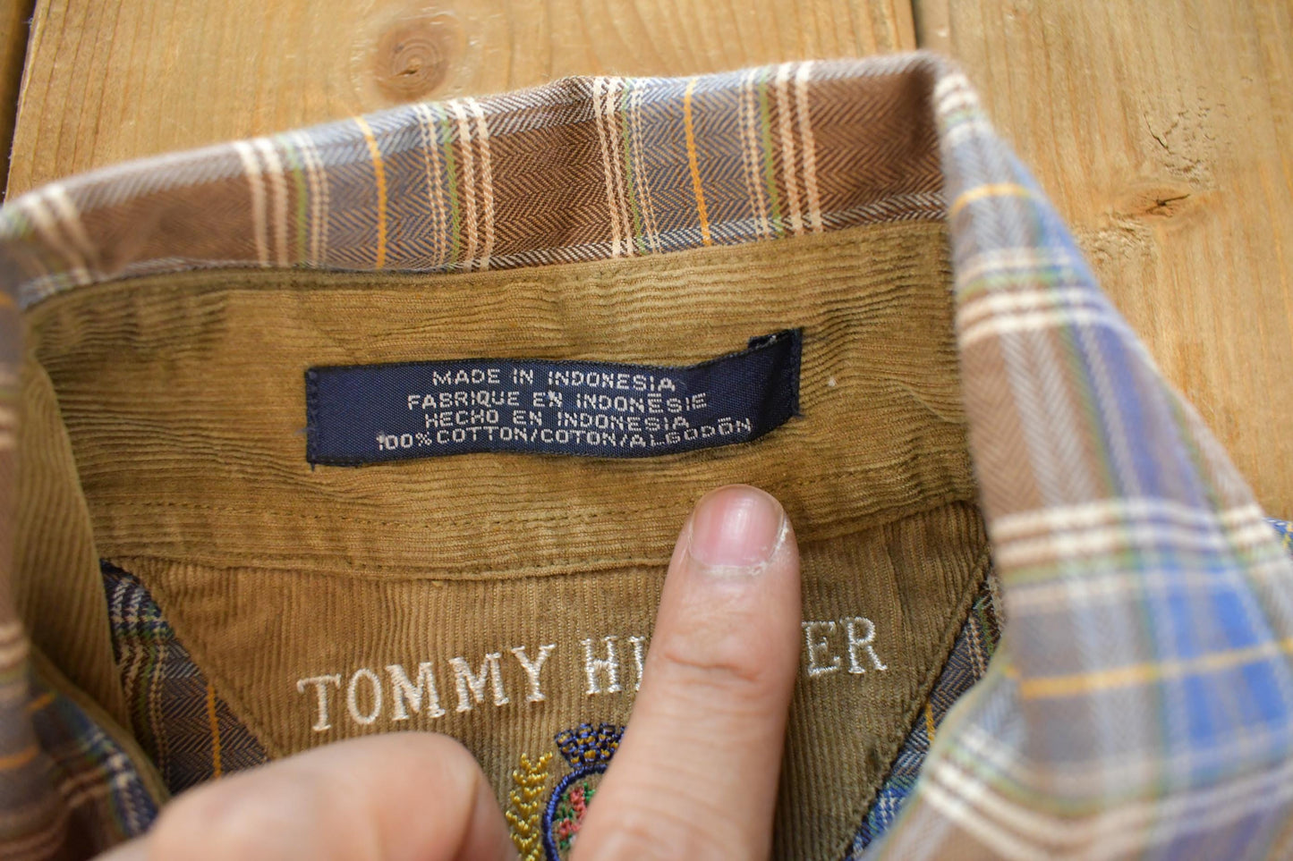 Vintage 1990s Tommy Hilfiger Plaid Flannel Button Up Shirt Men's M