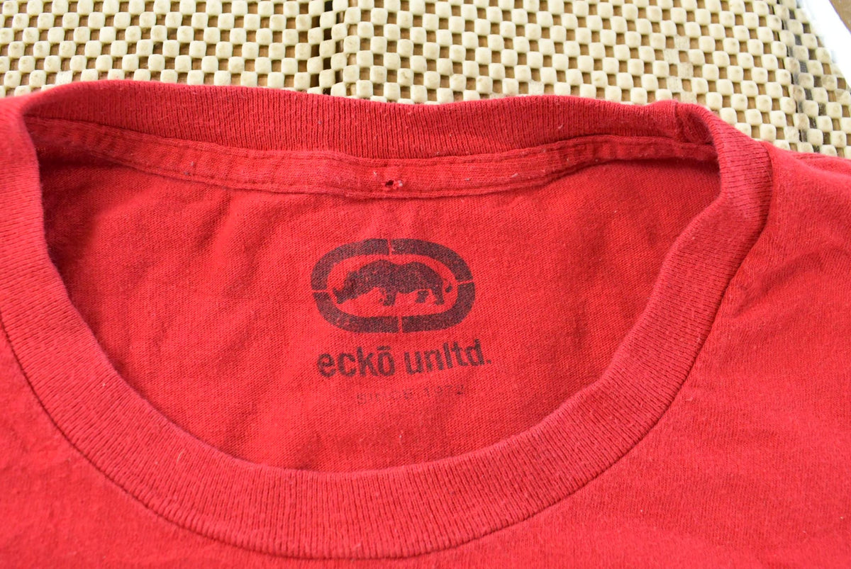 Ecko T-Shirt Men's L from propervintagecanada