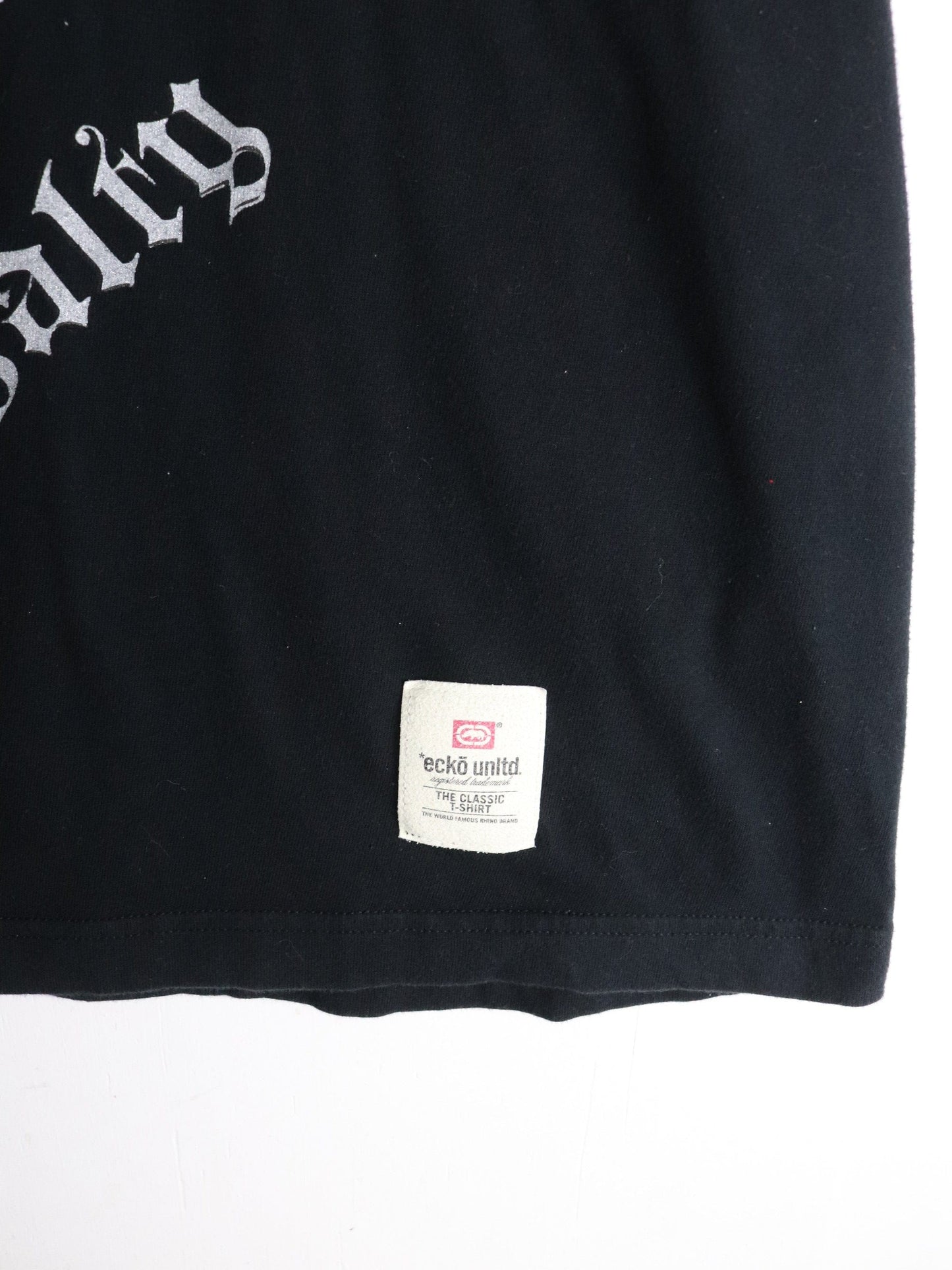 Ecko Unltd T Shirt Mens 2XL Black Y2K from propervintagecanada