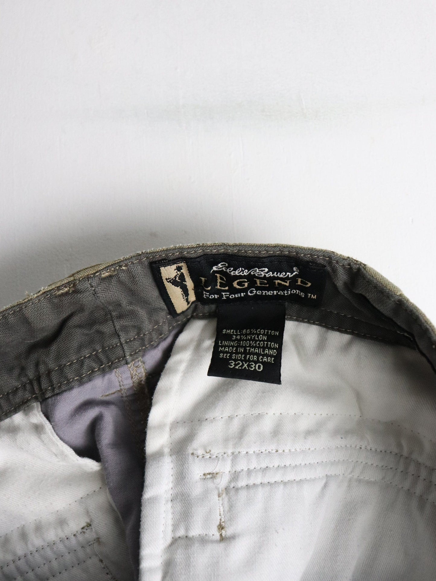 Eddie Bauer Pants Mens 32 x 30 Beige Cargo from propervintagecanada