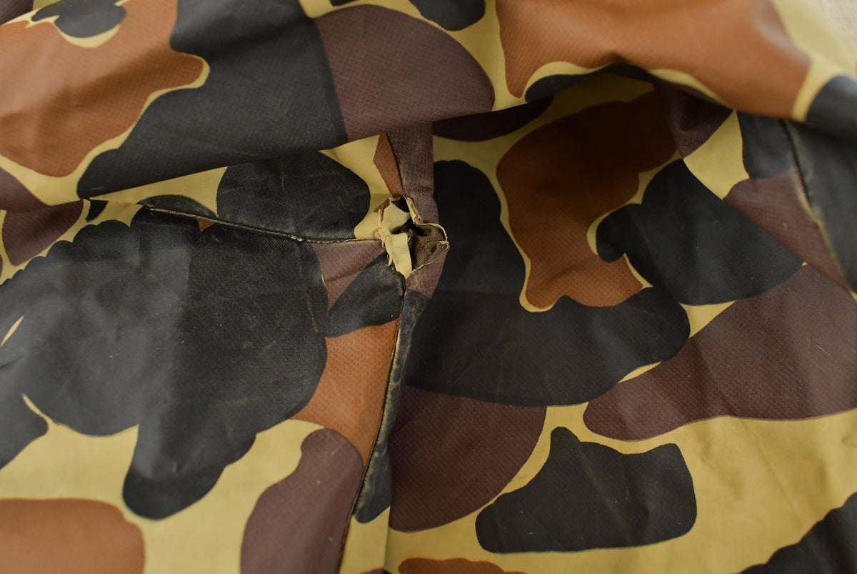 Vintage 1990s Columbia Duck Hooded Camo PVC Rain Jacket Men's XL