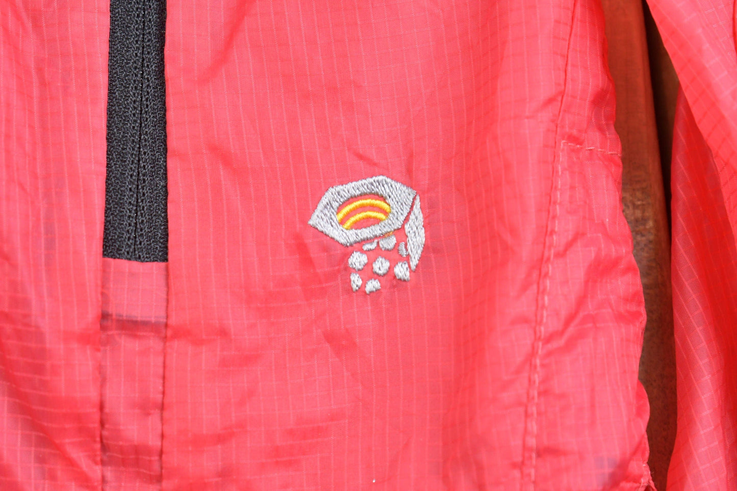 Vintage 1990s Mountain Hard Wear Quarter Zip Windbreaker Men's Medium