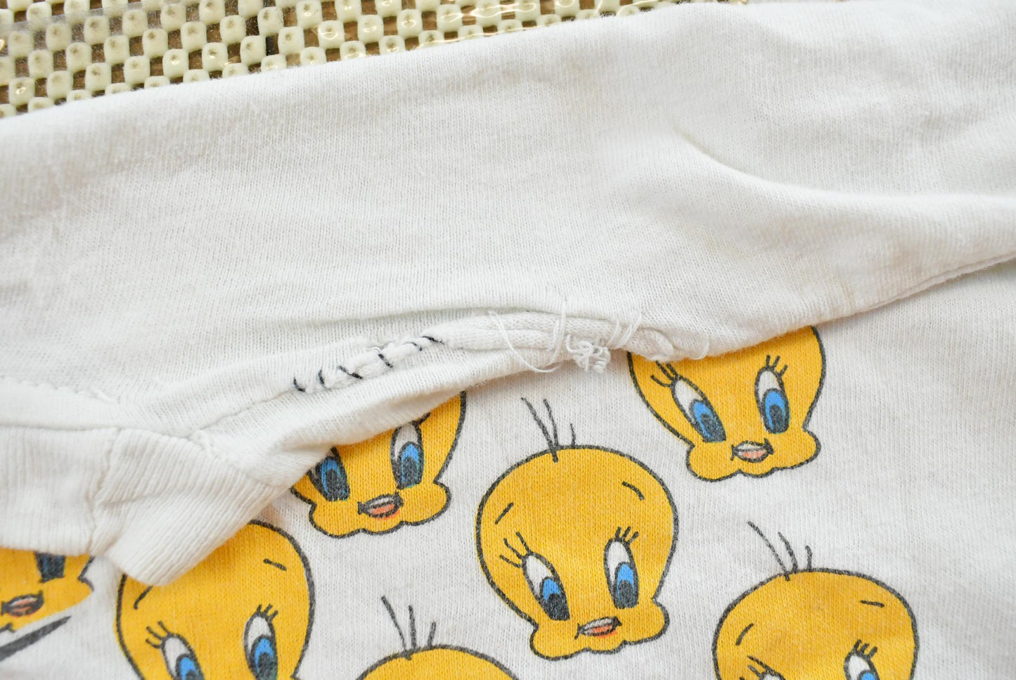 Vintage 1990s Looney Tunes Tweety Bird T-Shirt Men's XL
