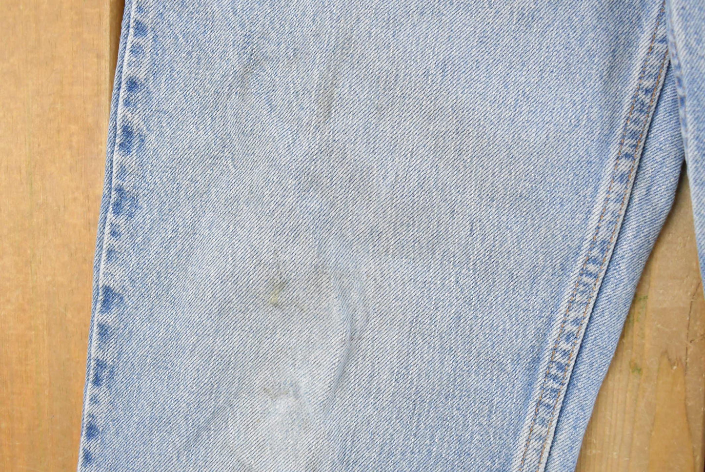 Vintage 1990s Levi's 550 Relaxed Fit Distressed Denim Jeans Men's 28 x 29