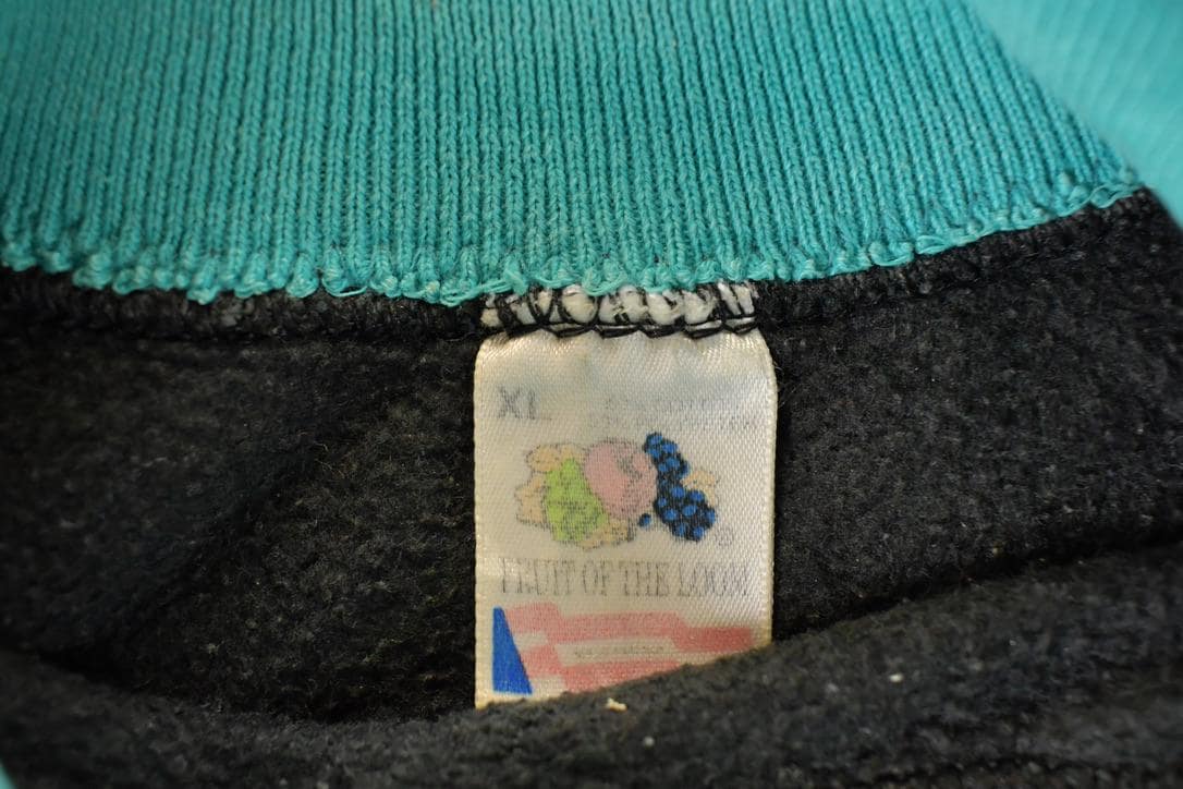 Vintage 1980s Lace Cat Collared Crewneck Sweatshirt Women's L