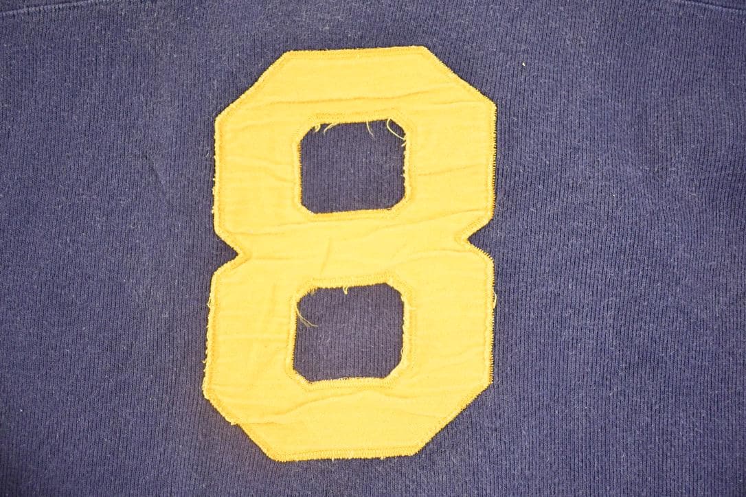 Vintage 1990s Steve And Barrys Number Eight Souvenir Crewneck Sweatshirt Mens XL
