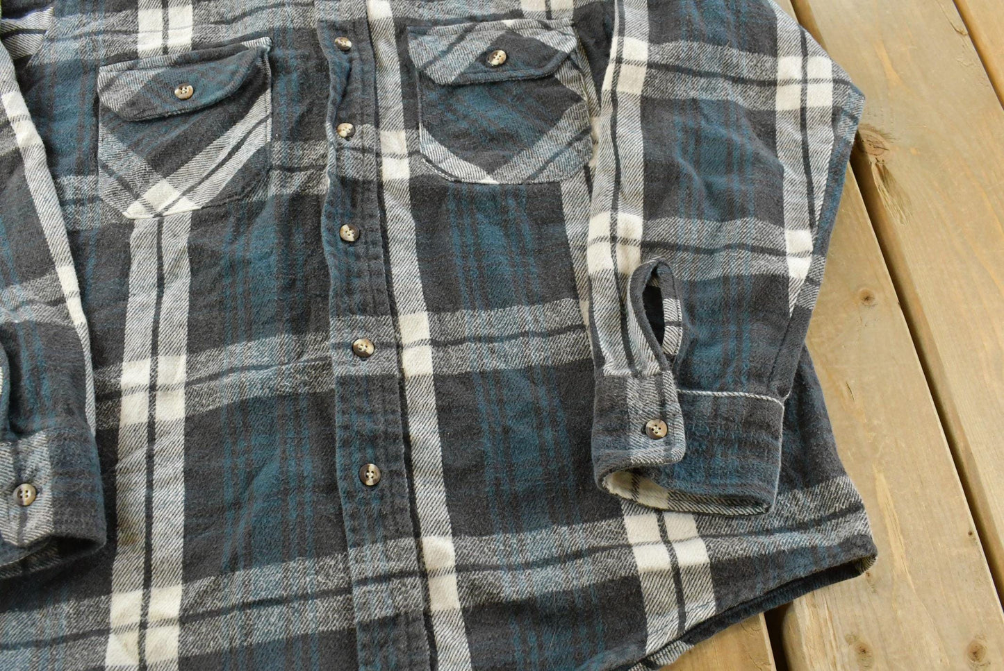 Vintage 1990s Frostproof Blue Plaid Flannel Button Up Shirt Men's L