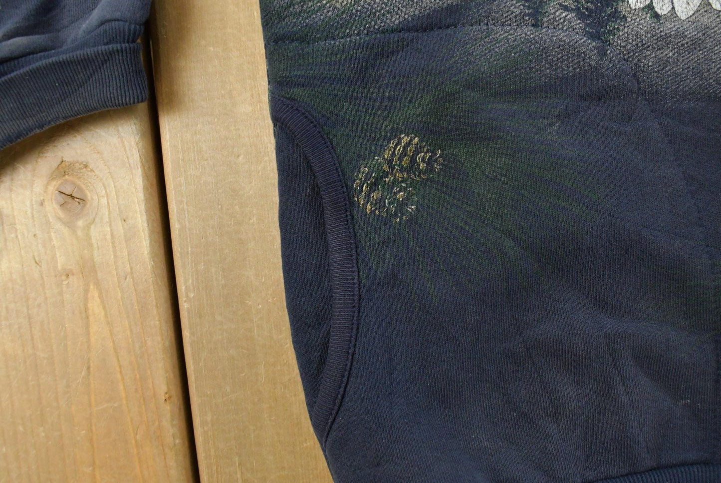 Vintage 1990s Eagle Nature Theme All Over Print Henley Sweatshirt Men's M
