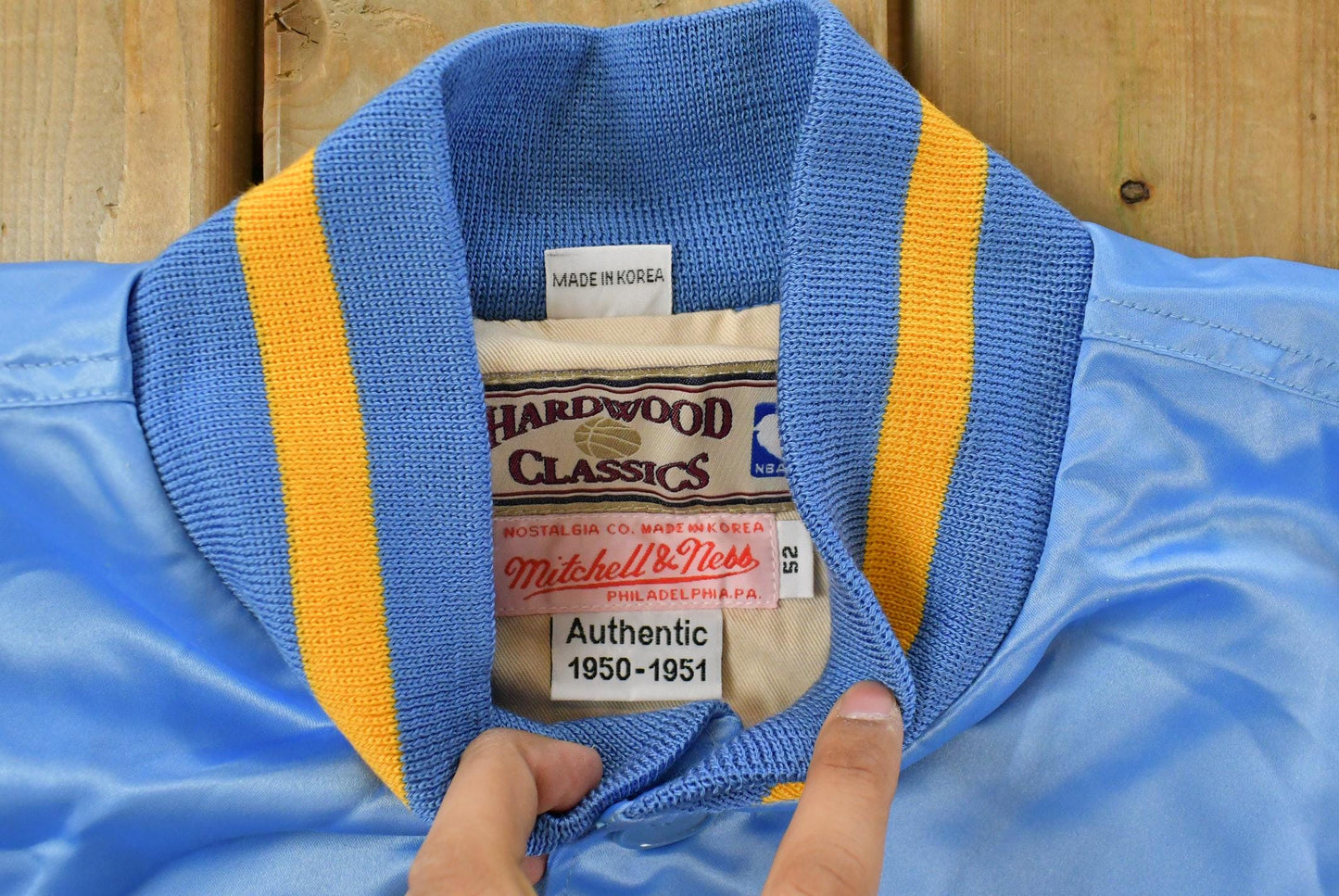 Vintage Y2K DEADSTOCK Minneapolis Lakers NBA Hardwood Classics Basketball Snap On Button Satin Jacket Mens 52