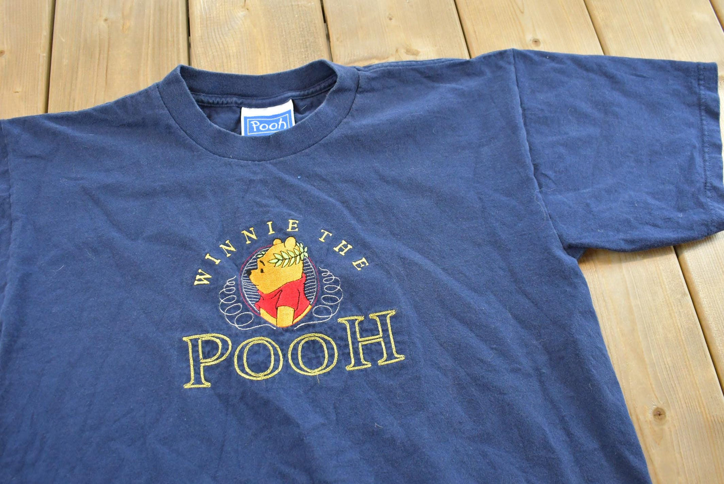 Vintage 1990s Winnie The Pooh Embroidered T-Shirt Mens M