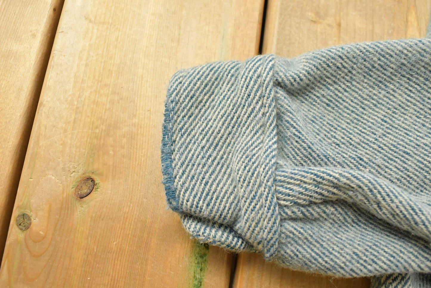 True Vintage 1970s Woolrich Button Up Long Sleeve Wool Shacket Shirt Men's M Short