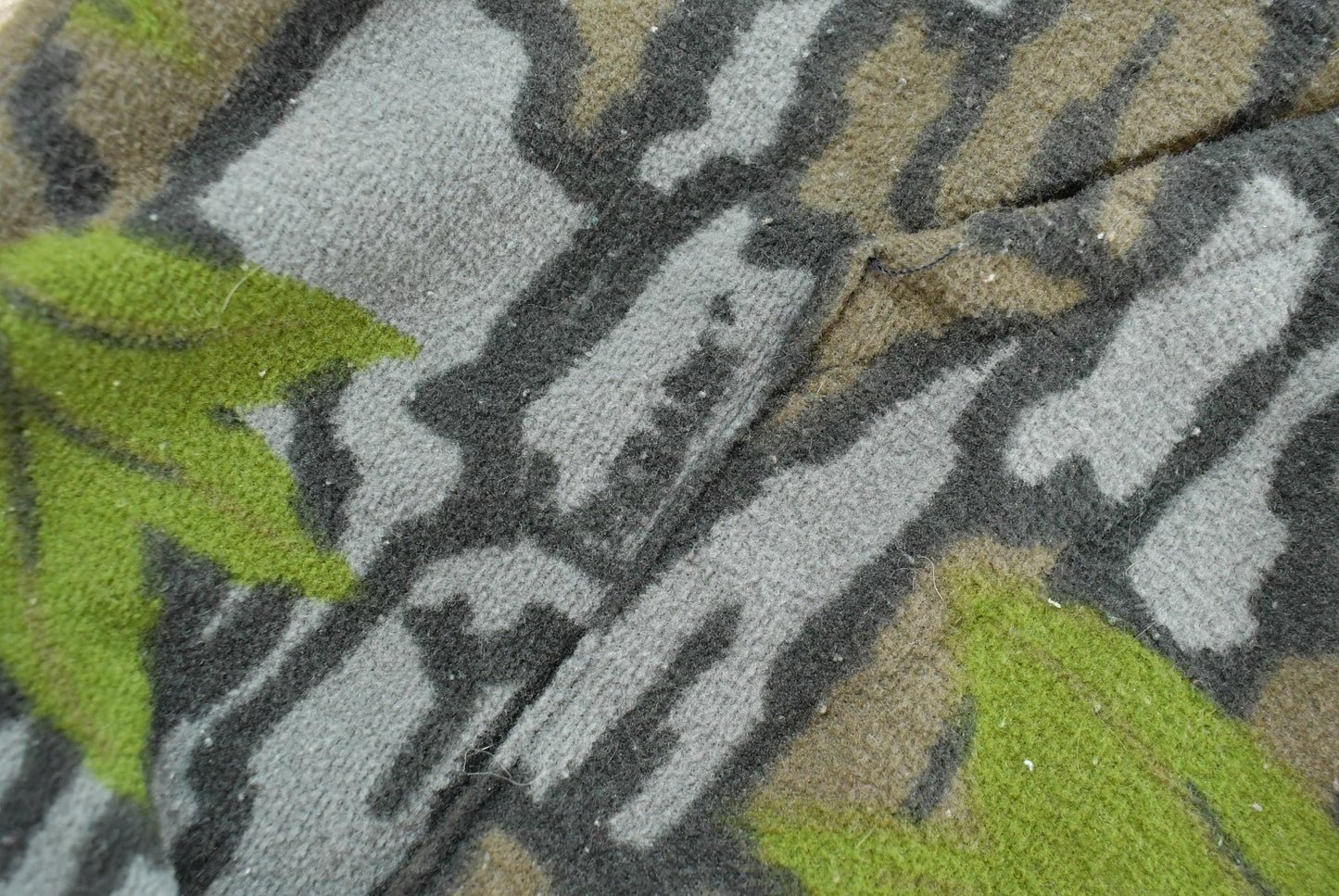 Vintage 1980s SafTBak Trebark RealTree Full Zip Fleece Sweater Men's M / Made in USA / 80s Streetwear