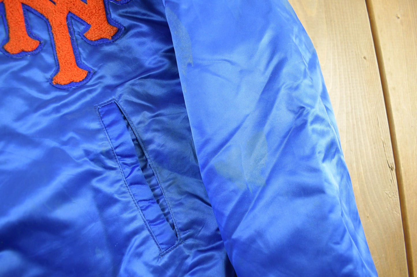 Vintage 1986 New York Mets MLB Satin Bomber Jacket Men's Medium from propervintagecanada
