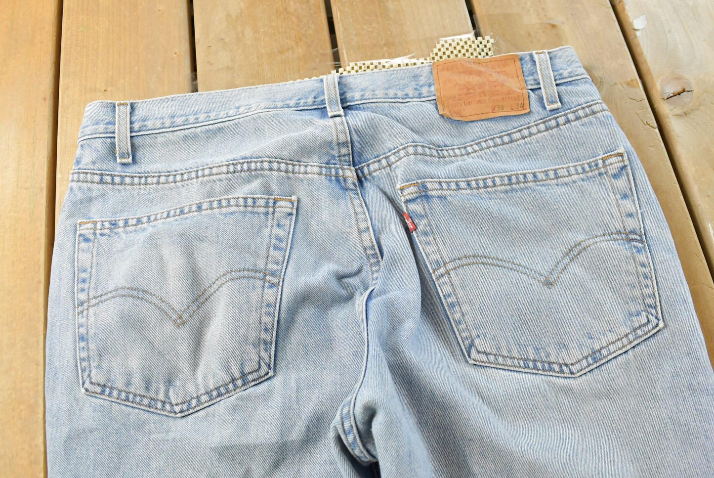 Vintage 1990s Levi's 550 Relaxed Denim Blue Jeans Men's 37 x 33.5