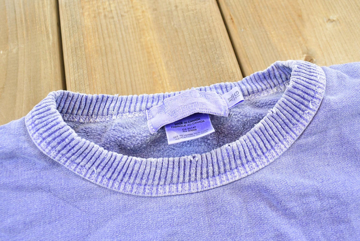 Vintage 1990s University of Western Ontario Mustangs Embroidered Crewneck Sweatshirt Men's L