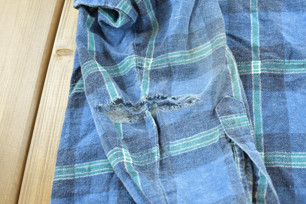 Vintage 1990s Oakland Outdoors Plaid Printed Cotton Flannel Button Up Shirt Men's XL