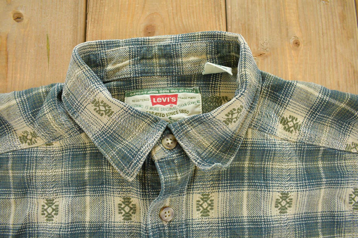 Vintage 1990s Levi's Aztec Embroidered Flannel Button Up Shirt Men's L