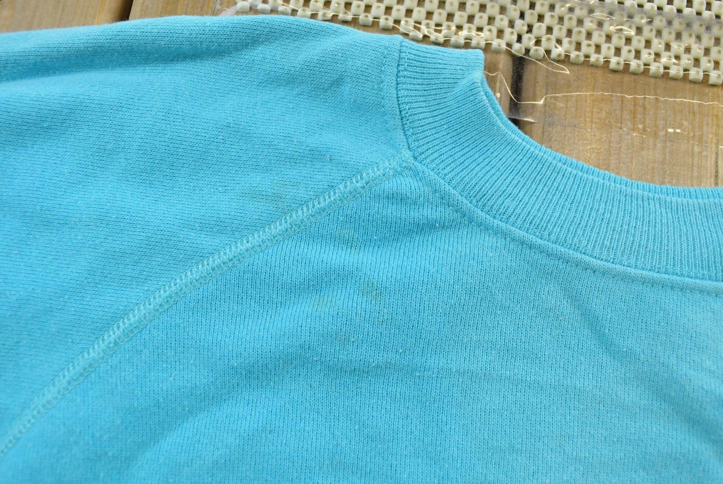 Vintage 1980s Hanes Wisconsin Love Raglan Crewneck Sweatshirt Men's S
