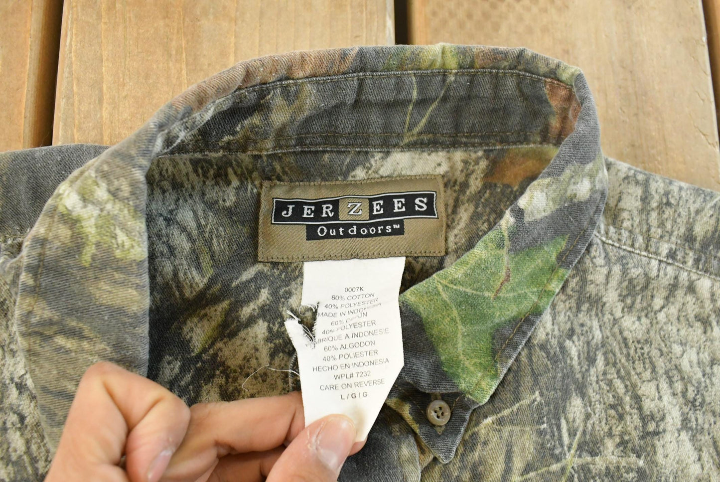 Vintage 1990s Jerzees Tree Camo Button Up Shirt Men's L