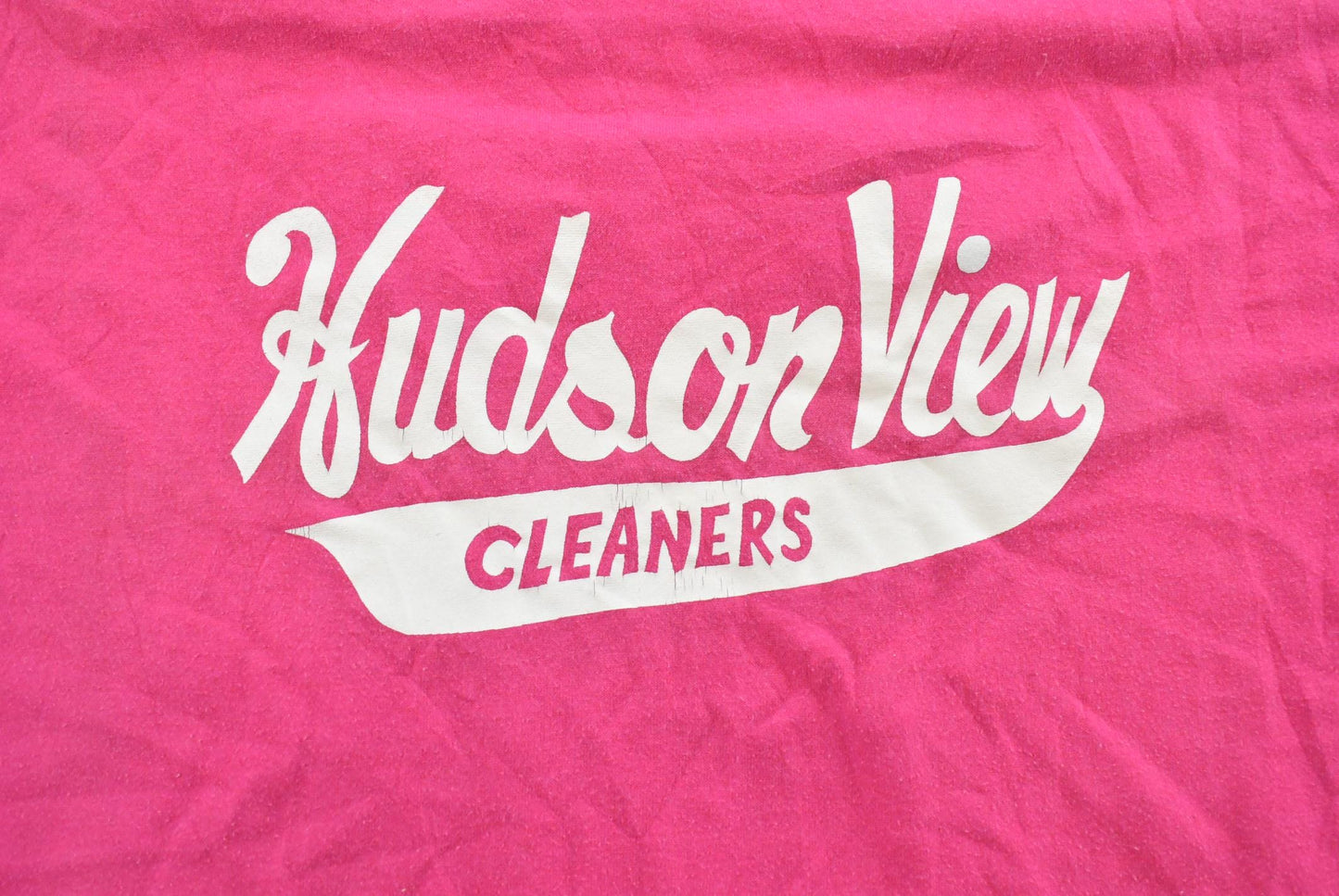 Vintage 1990s Hudson View Cleaners Graphic T Shirt Mens L
