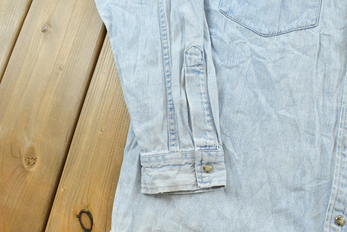 Vintage 1990s Faded Levis Red Tab Denim Button Up Shirt Men's L