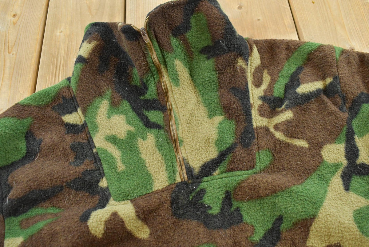 Vintage 1990s Woodland Camo Fleece Quarter Zip Up Sweatshirt Men's L