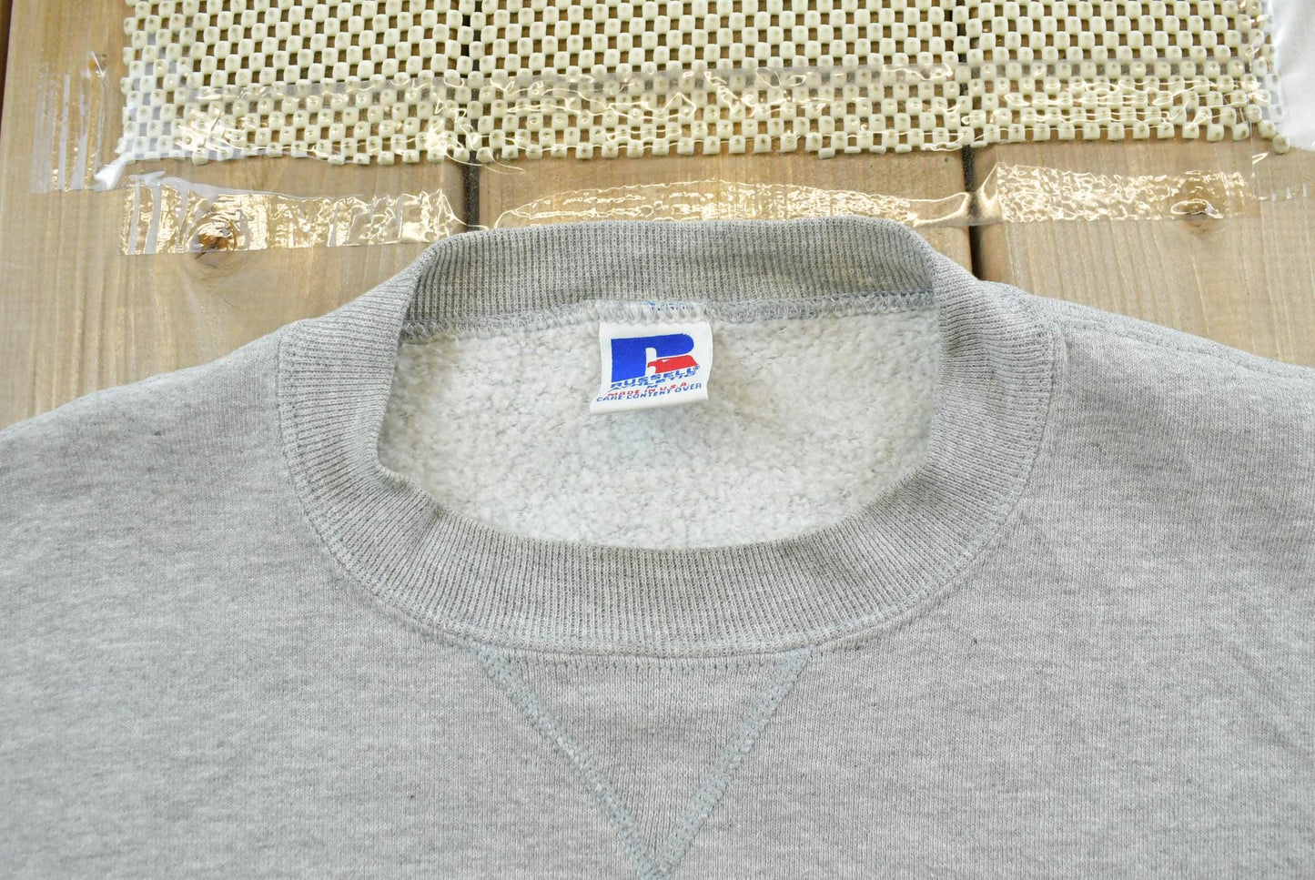 Vintage 1990s Russell Athletic Connecticut Huskies University Embroidered Crewneck Men's M