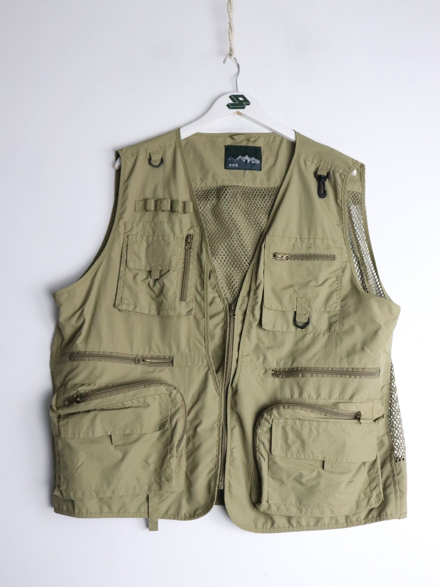 Fishing Vest Fits Mens 2XL Beige Outdoors from propervintagecanada