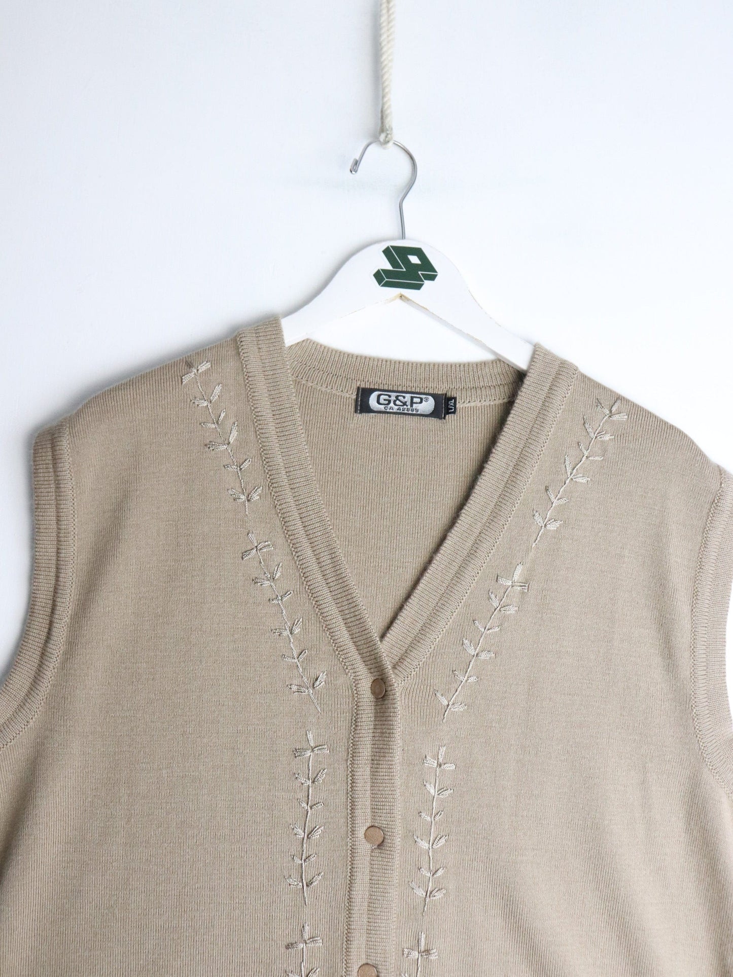G & P Sweater Womens L/XL Brown Knit Cardigan from propervintagecanada