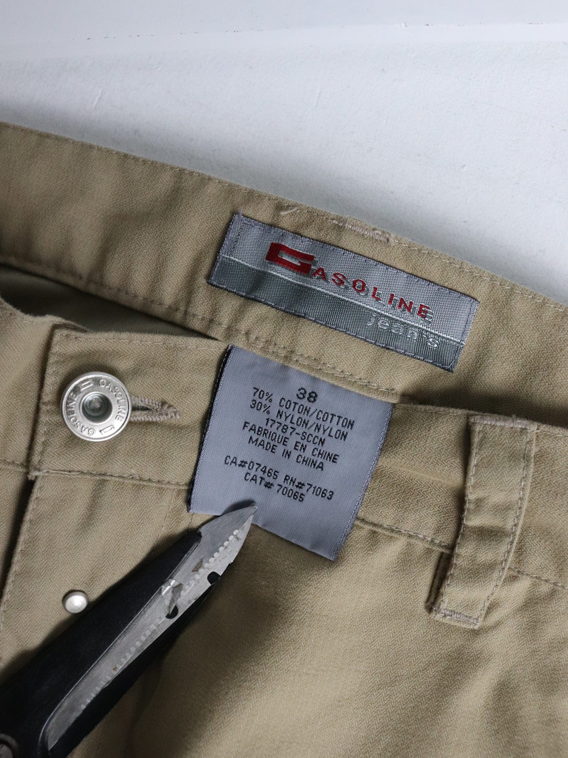 Gasoline Pants Fits Mens 40 x 34 Beige from propervintagecanada