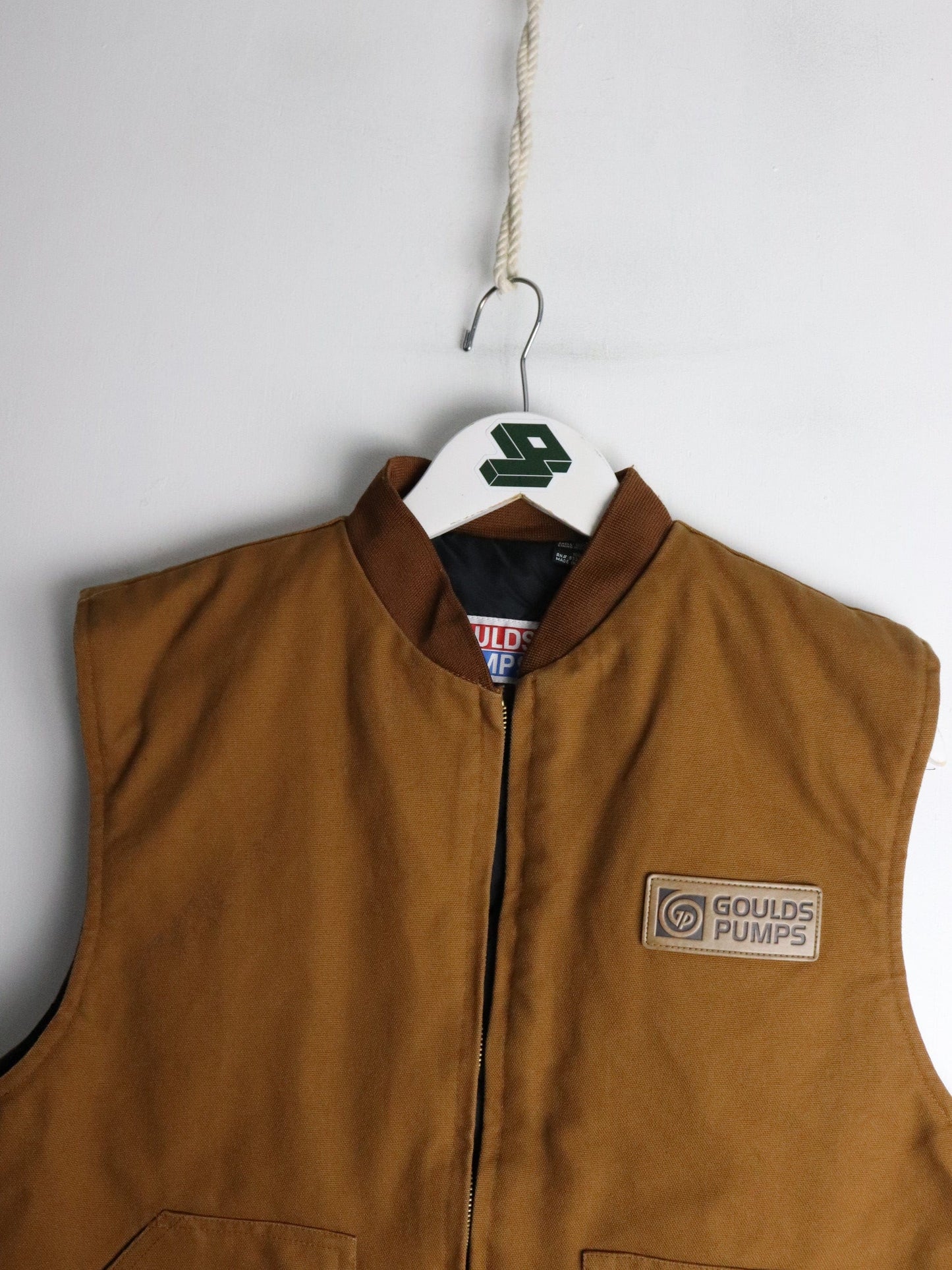 Gould Pumps Jacket Fits Mens Small Brown Vest Work Wear