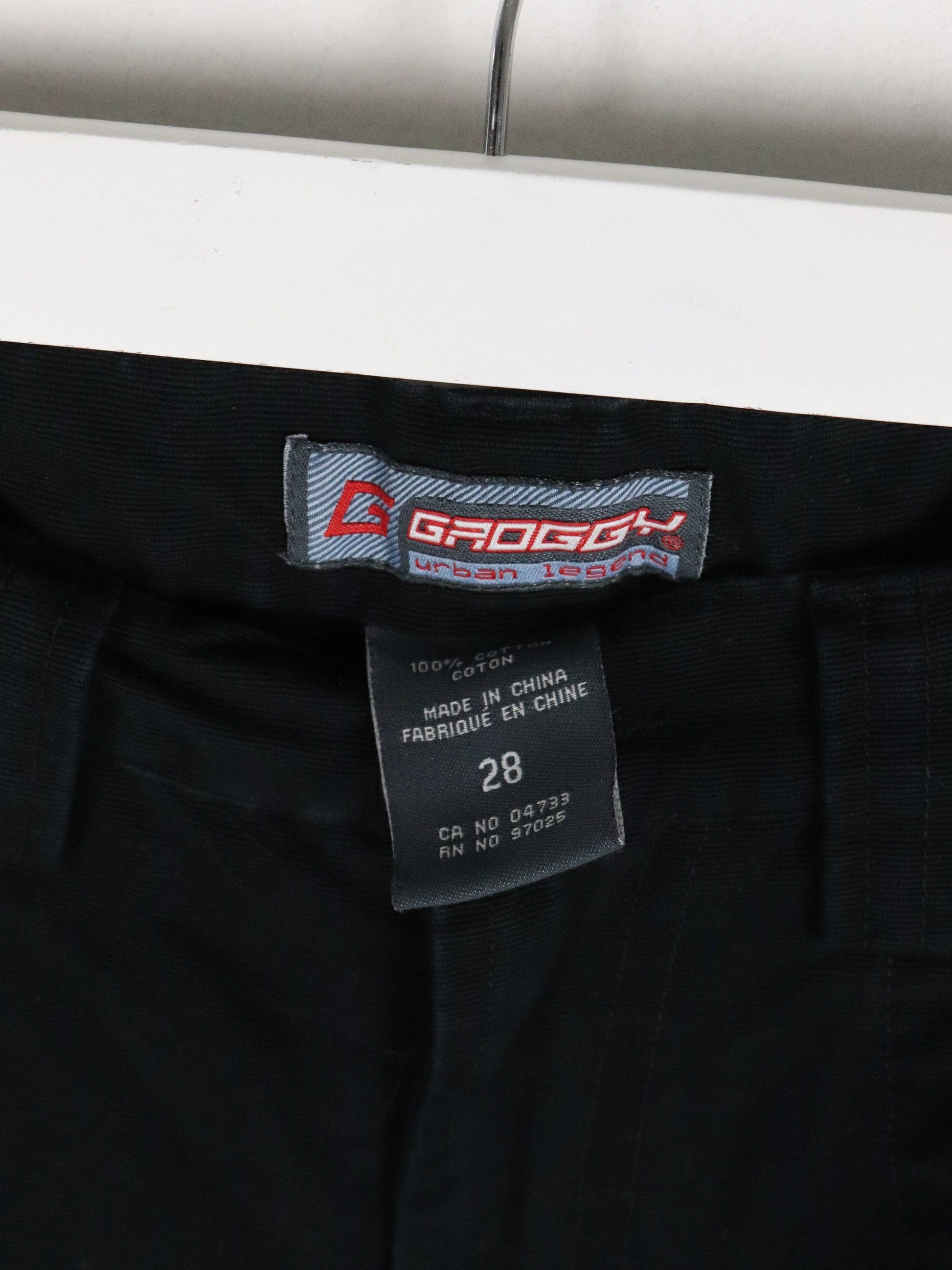 Groggy Pants Mens 29 Black from propervintagecanada