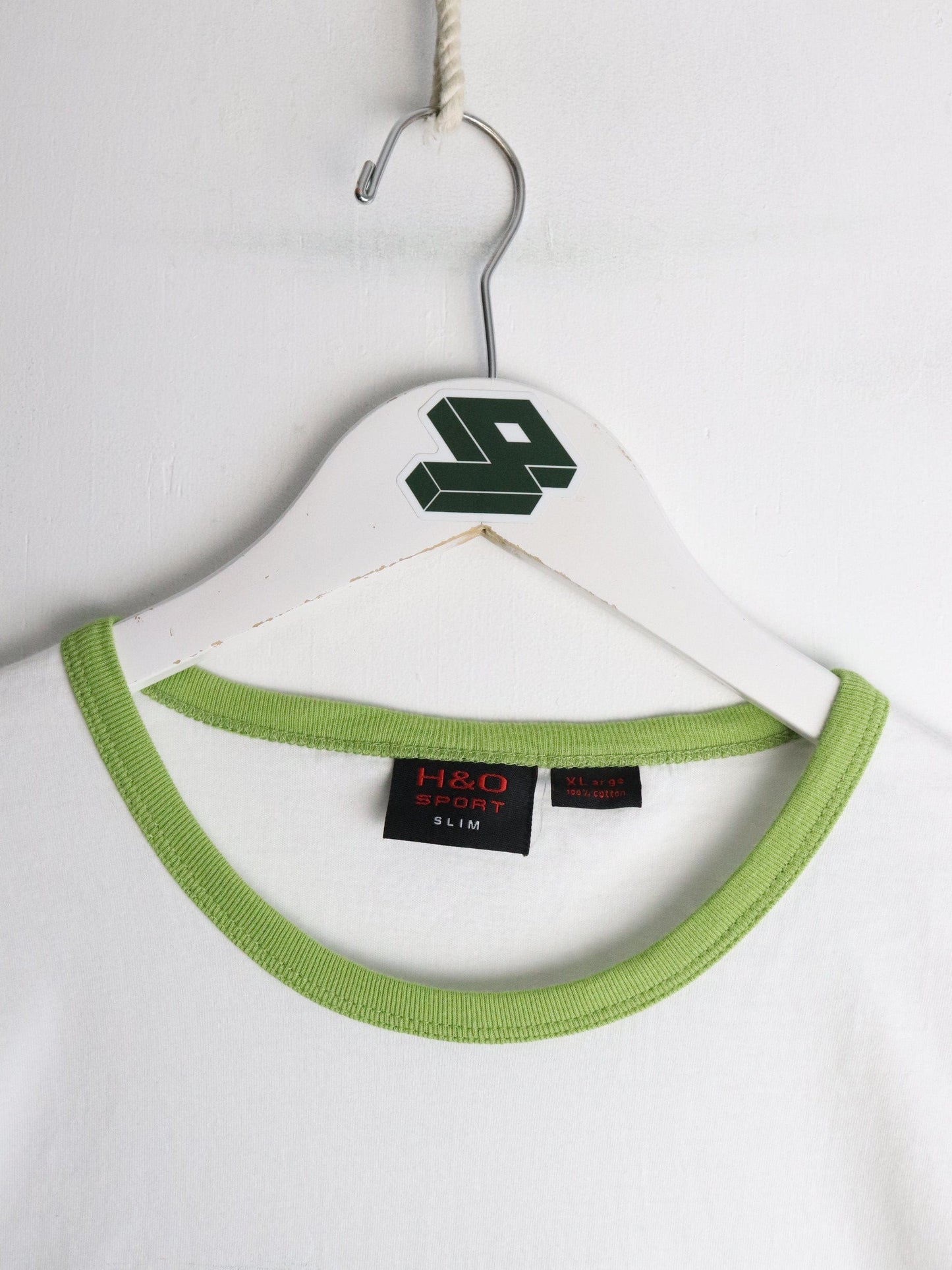 H & O Sport T Shirt Mens Slim XL White Ringer Cycling from propervintagecanada