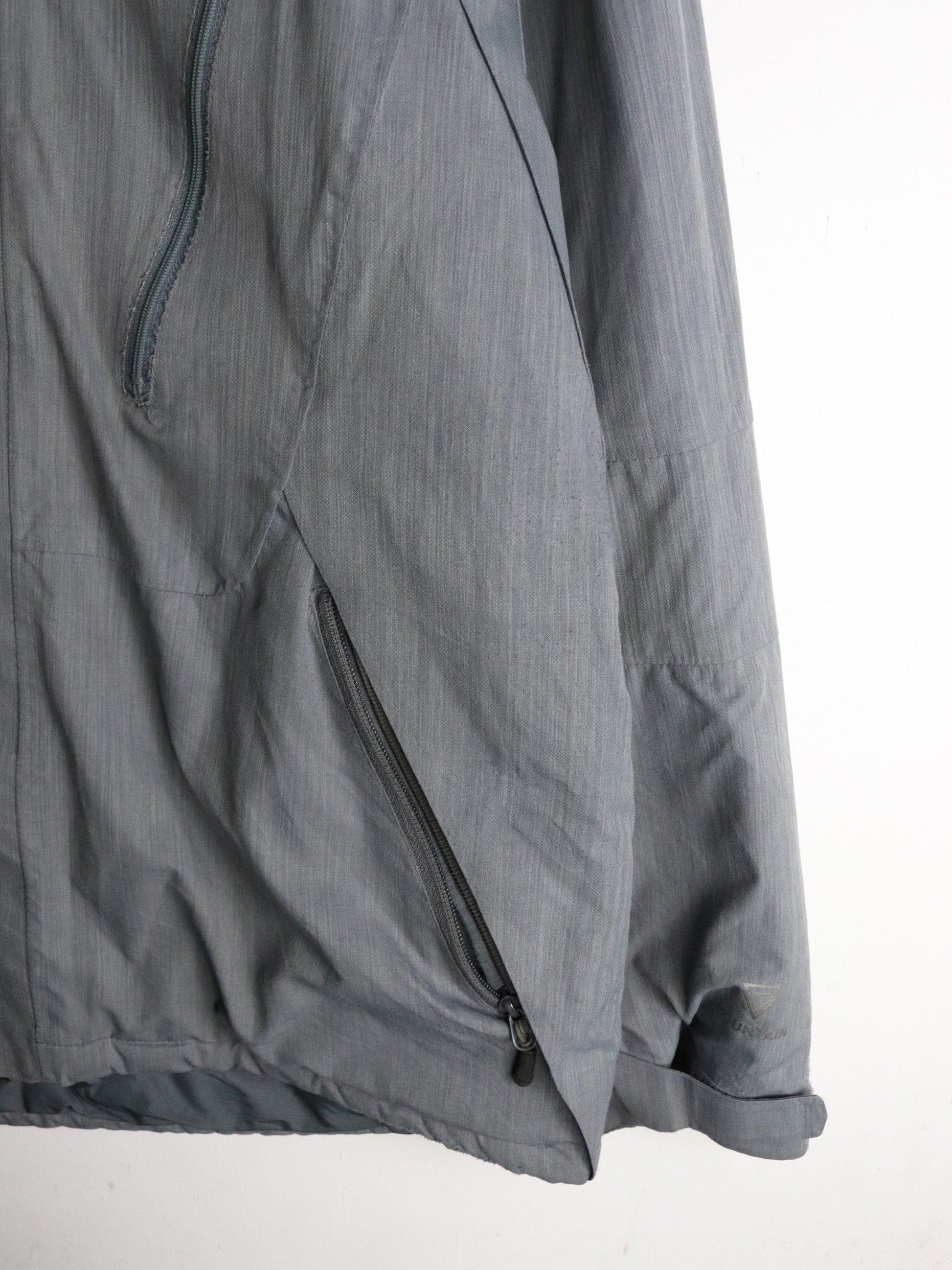 Helly Hansen Jacket Mens XL Grey Ski Coat from propervintagecanada