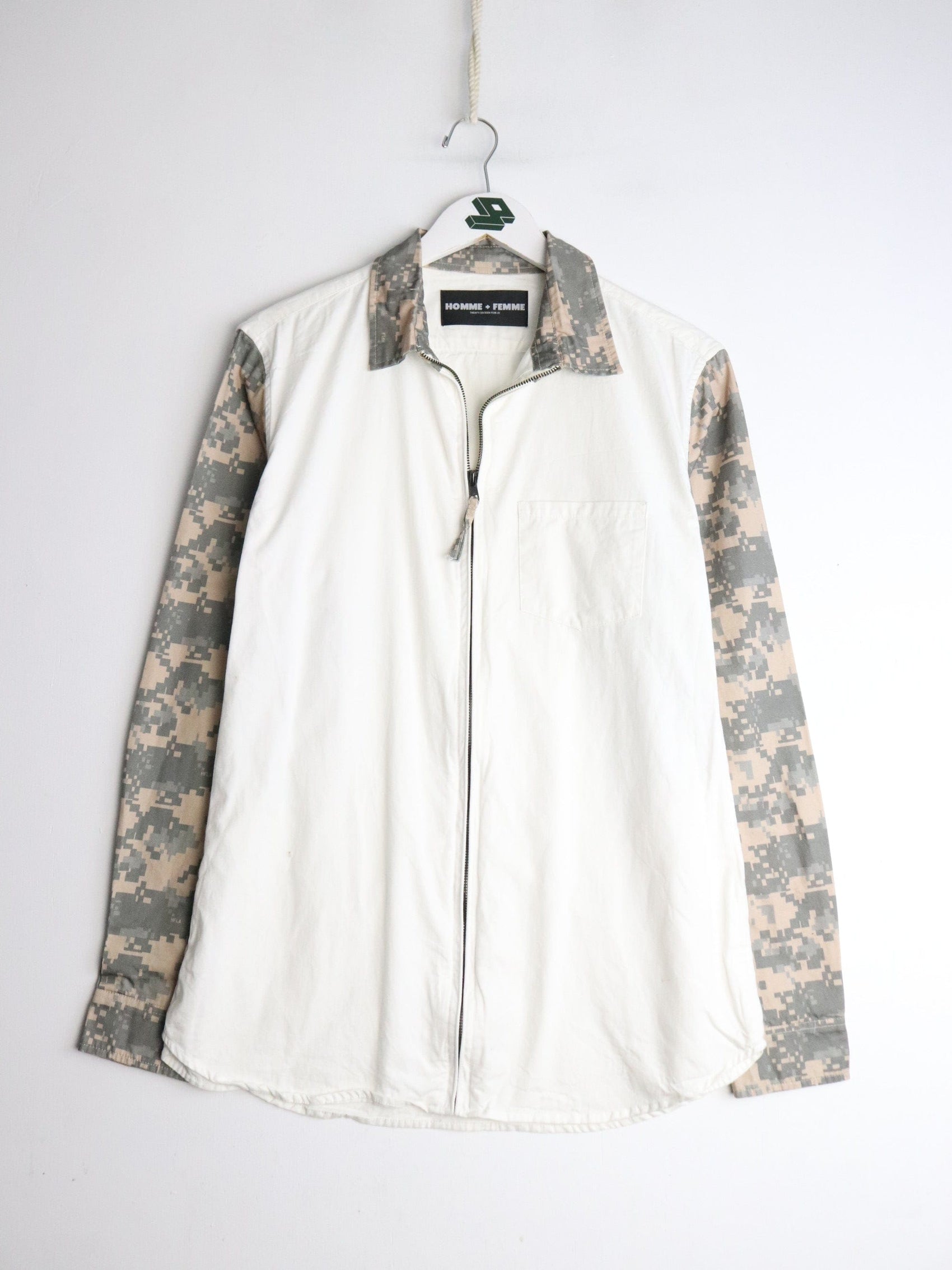 Homme + Femme Shirt Mens Medium White Full Zip Camo from propervintagecanada
