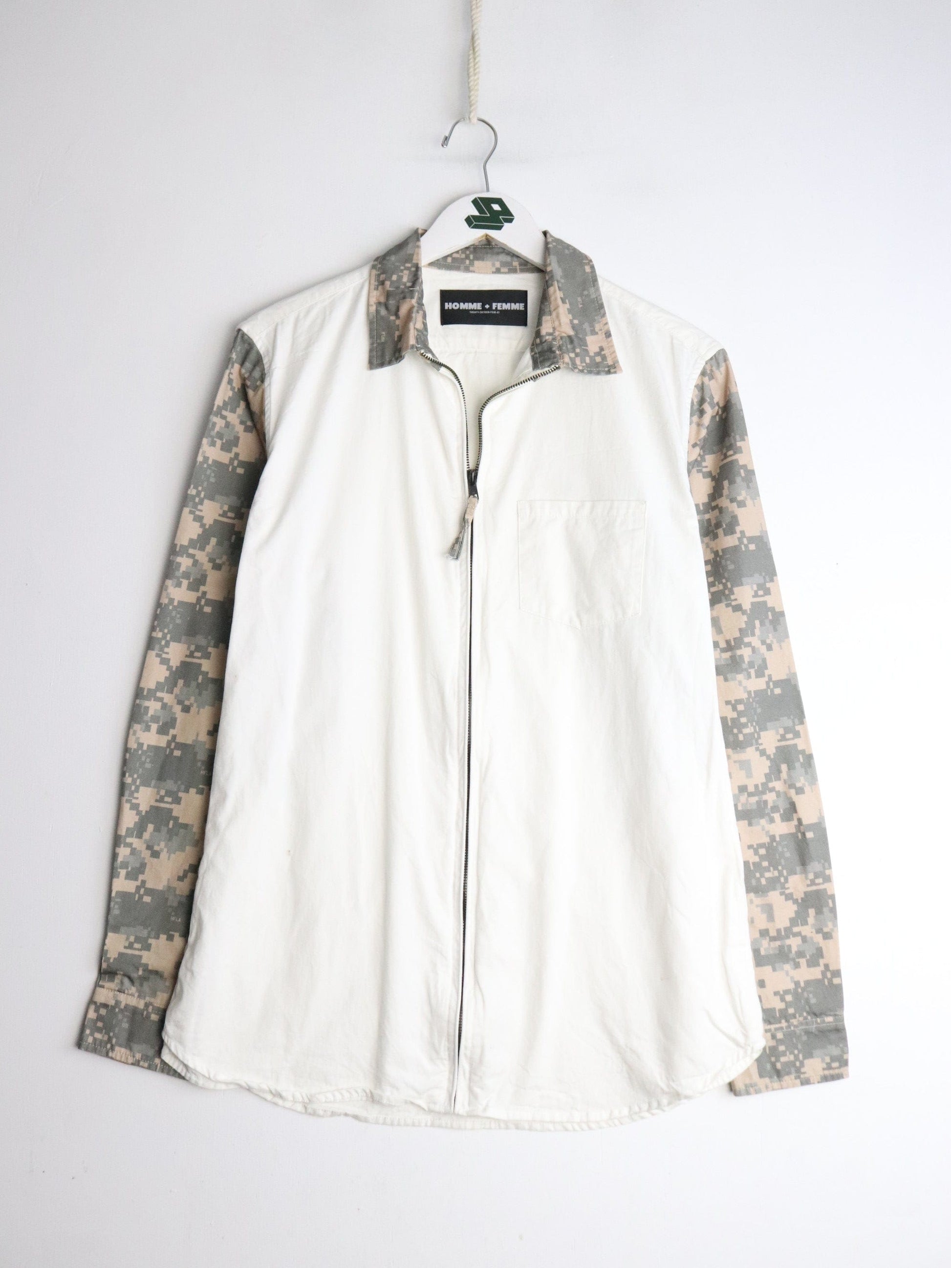 Homme + Femme Shirt Mens Medium White Full Zip Camo from propervintagecanada
