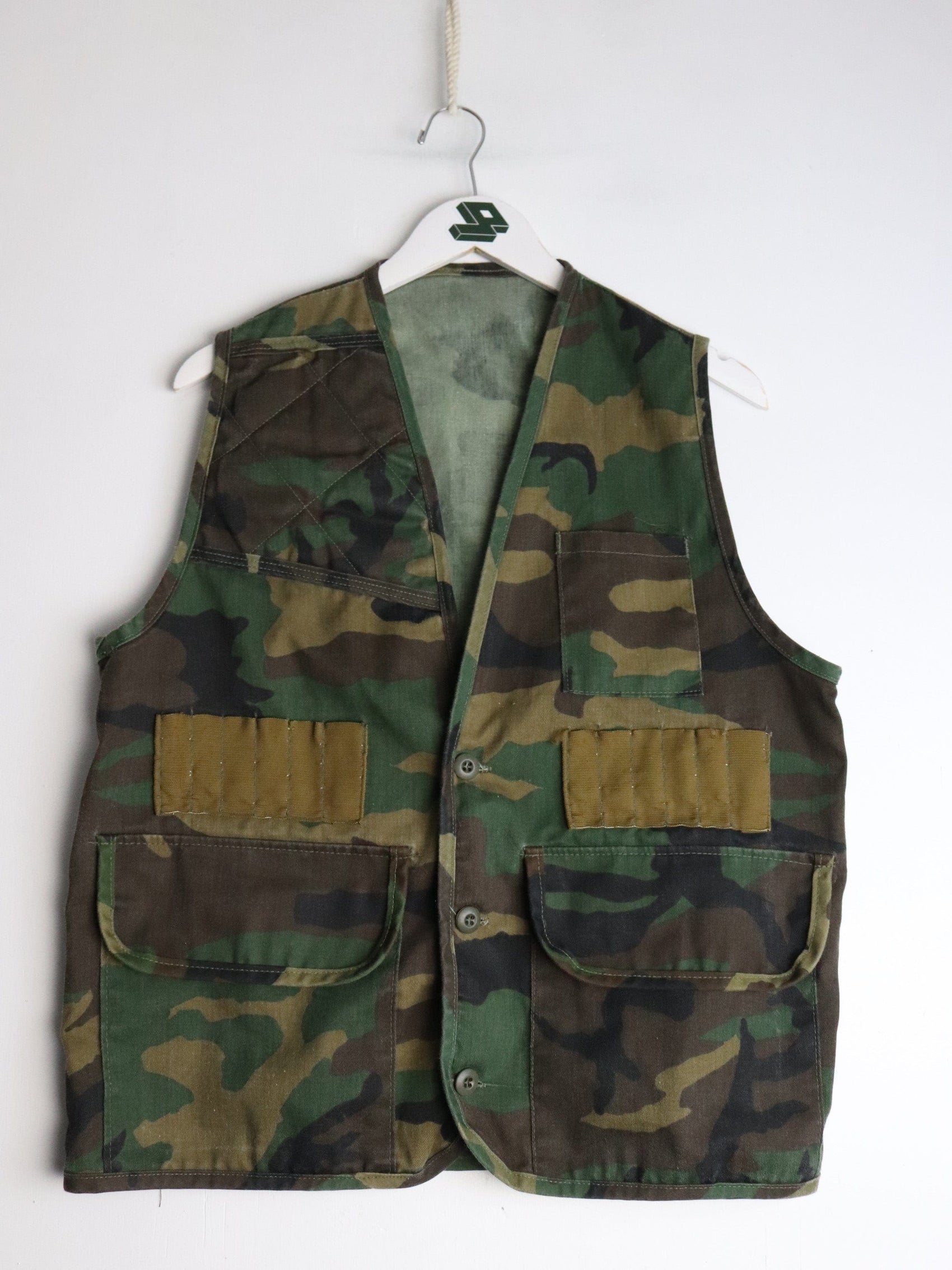 Hunting Vest Mens Medium Green Camo from propervintagecanada