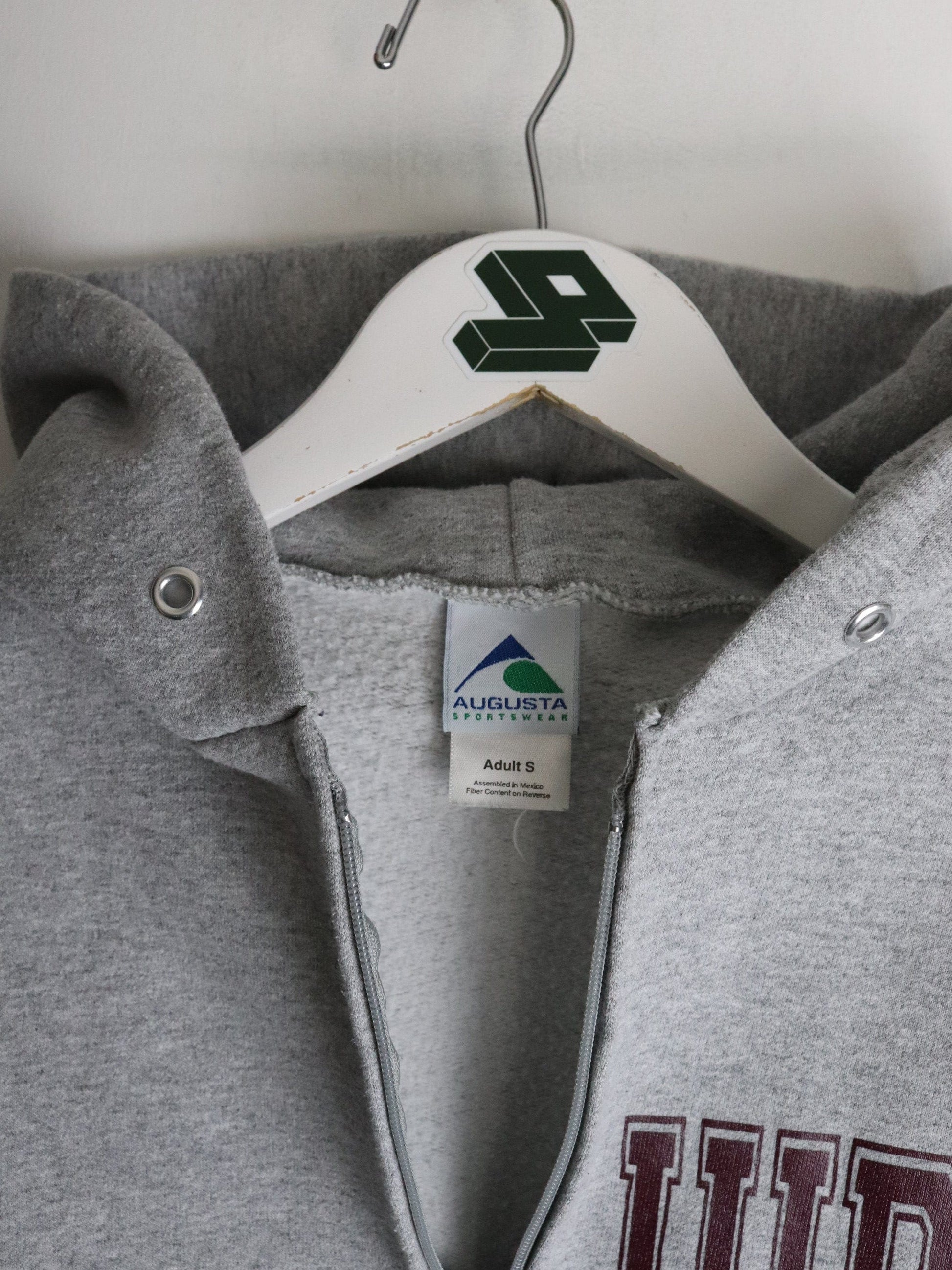 IUP Sweatshirt Mens Small Grey Hoodie from propervintagecanada